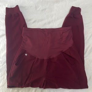 FIGS maternity jogger scrub pants